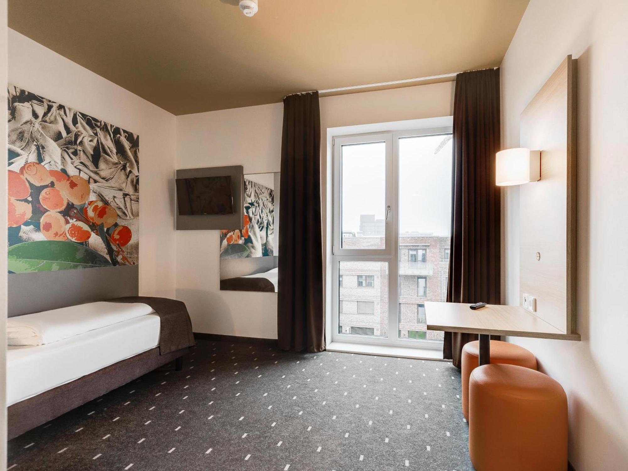 B&B Hotel Bremen-Ueberseestadt Extérieur photo